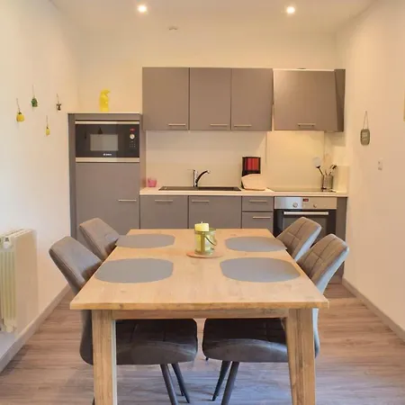 Apartment 1 Bedroom Stunning In Terre-et-Marais
