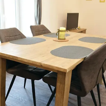 1 Bedroom Cozy In アパート *